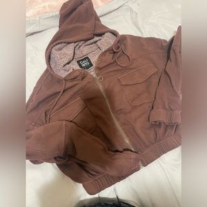 Brown cropped sweater